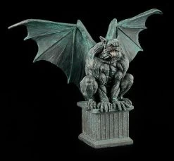 Gargoyle Figur - Magus Sitzt Auf Sockel