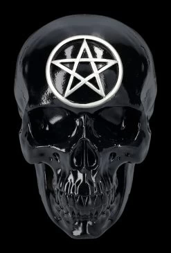 NEMESIS NOW Totenkopf Mit Pentagramm - Black Magic -Modell Und Figurengeschäft 2D FS24632 Totenkopf Pentagramm Black Magic 7 1280x1280