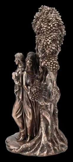 Hekate Figur - Dreifaltige Göttin Vor Lebensbaum -Modell Und Figurengeschäft 2D FS25084 Hekate Figur Dreifaltige G ttin vor Lebensbaum 10 1280x1280