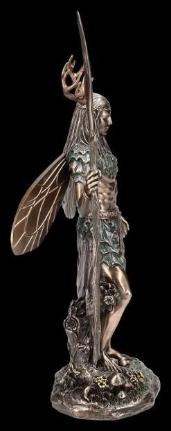 Druiden Figur - Keltisch Mit Geweih Und Flügeln -Modell Und Figurengeschäft 2D FS25107 Druiden Figur Keltisch mit Geweih und Fl geln 6 1280x1280