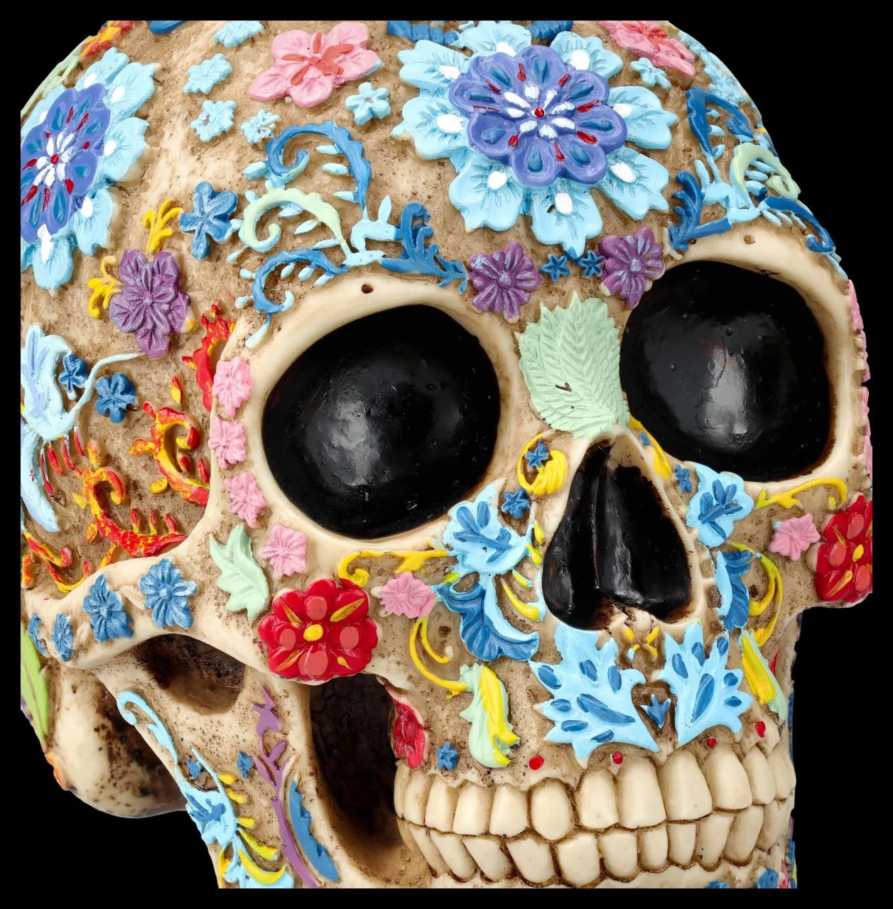 Totenkopf Figur Mit Buntem Blumenmuster 8 Totenkopf Figur Mit Buntem Blumenmuster – Bild 8