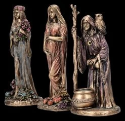 Dreifaltige Göttin Figuren - Jungfrau Mutter Altes Weib 10 Dreifaltige Göttin Figuren - Jungfrau Mutter Altes Weib -Modell Und Figurengeschäft 2D FS26722 Dreifaltige Gottin Figuren Jungfrau Mutter altes Weib 2 1280x1280