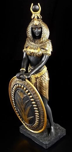 Isis Figur Als Krieger