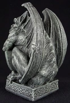 Gargoyle Stützt Sich Auf Schild -Modell Und Figurengeschäft 4634 4 gargoyle 4 1280x1280