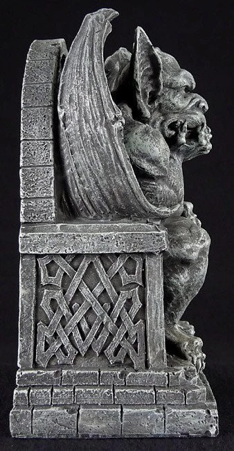 Gargoyle Figur Auf Thron 6 Gargoyle Figur Auf Thron – Bild 6