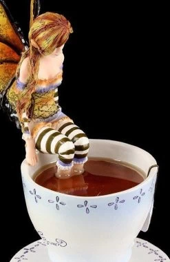 Elfen Figur - Warm Toes Faery -Modell Und Figurengeschäft 6052 4 warm toes faery 4 1280x1280