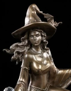 Hexen Figur - Hexe Reitet Auf Besen -Modell Und Figurengeschäft 9354 4 witch figurine 4 1280x1280