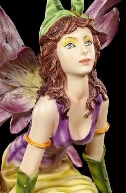 Elfen Figur - Myhia Kniend Auf Buch -Modell Und Figurengeschäft Elfen Figur Myhia Kniend Auf Buch 4 1280x1280