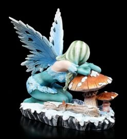Winter Elfen Figur - Salina Mit Pilz -Modell Und Figurengeschäft Elfen Figur Salina Mit Pilz 3 1280x1280