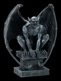 Gargoyle Figur Mit Schwingen Auf Sockel
