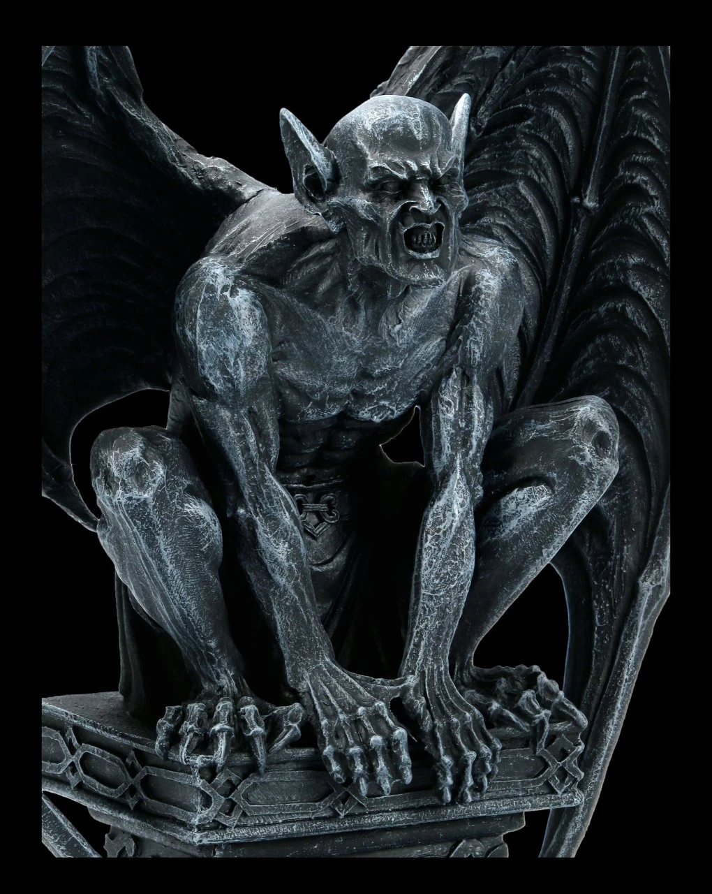 Gargoyle Figur Mit Schwingen Auf Sockel 6 Gargoyle Figur Mit Schwingen Auf Sockel – Bild 6