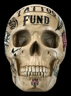 NEMESIS NOW Totenkopf - Tattoo Spardose - Knochenfarben -Modell Und Figurengeschäft FS21508 Totenkopf Tattoo Spardose Knochenfarben 2 1280x1280