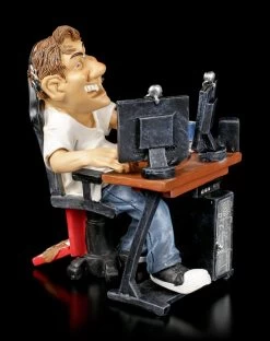 Funny Sports Figur - Gamer Vor PC 8 Funny Sports Figur - Gamer Vor PC -Modell Und Figurengeschäft Funny Sports Figur Gamer Vor PC 2 1280x1280