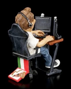 Funny Sports Figur - Gamer Vor PC 9 Funny Sports Figur - Gamer Vor PC -Modell Und Figurengeschäft Funny Sports Figur Gamer Vor PC 3 1280x1280