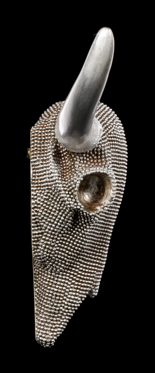 Wandrelief Büffel Schädel - Silber Noppen 3 Wandrelief Büffel Schädel - Silber Noppen – Bild 3