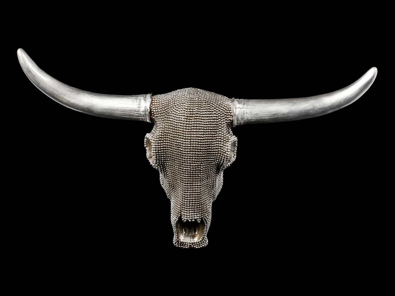 Wandrelief Büffel Schädel - Silber Noppen 1 Wandrelief Büffel Schädel - Silber Noppen