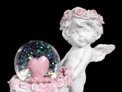 Weiße Cherub Figur Mit Schneekugel -Modell Und Figurengeschäft Weisse Engel Figur Mit Schneekugel 5 1280x1280